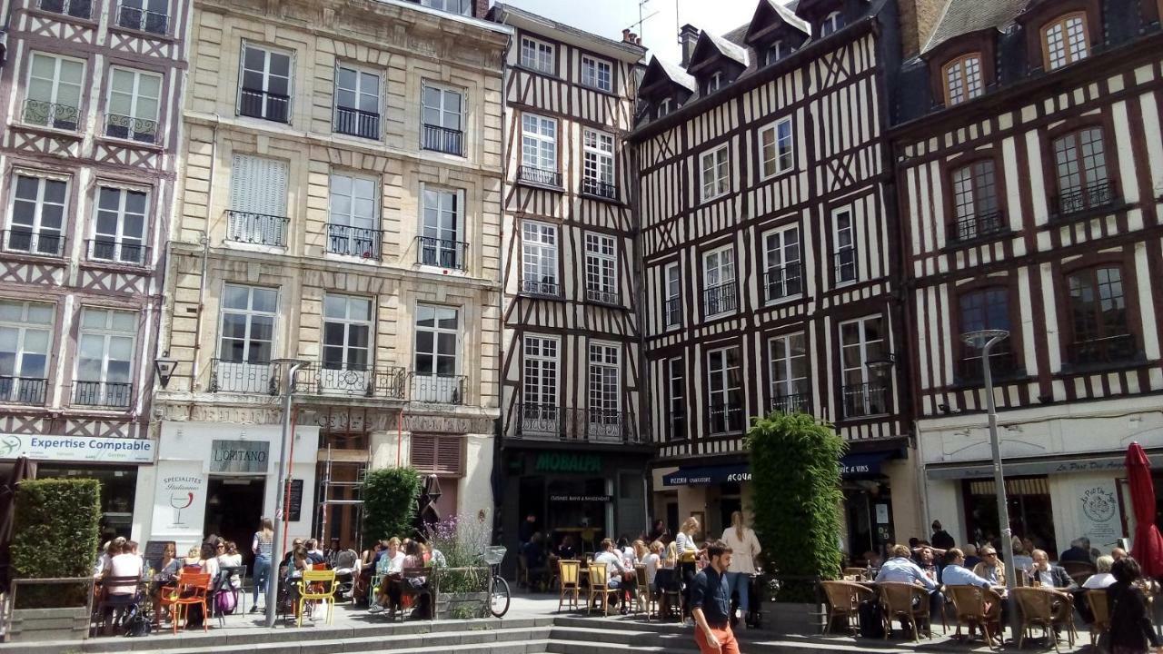 Between Historic Center And Quay, Ideal For Family Rouen Bagian luar foto