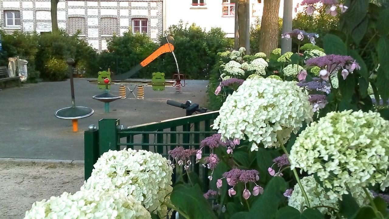 Between Historic Center And Quay, Ideal For Family Rouen Bagian luar foto